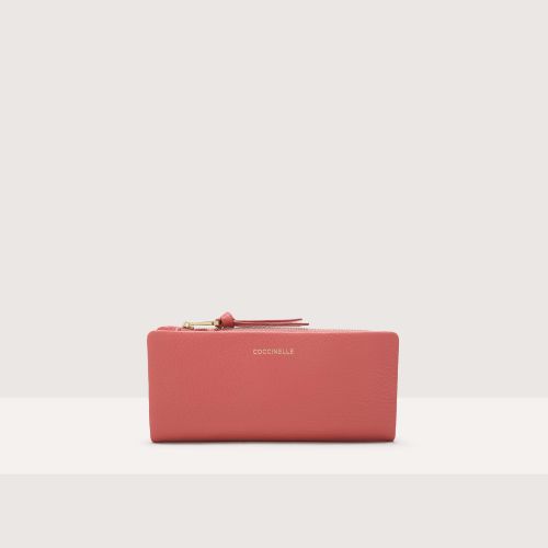Page 4 Small Leather Goods Public Sale