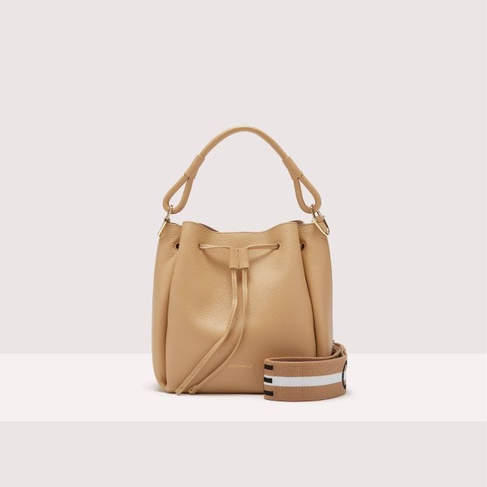 Coccinelle bucket bag online